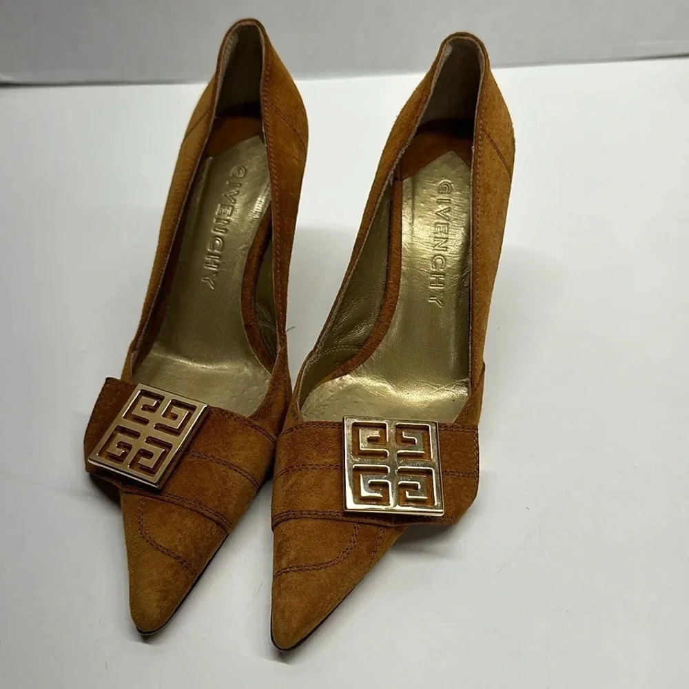Givenchy Heels High Heel Pumps Shoes Suede Gold Metal Logo Tan Brown Size US 6.5 - Picture 3 of 12